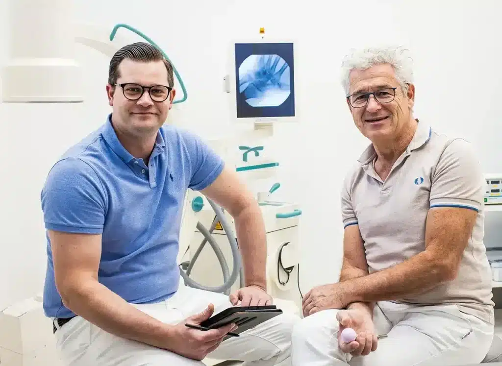 Ein Porträt der beiden Orthopäden Dr. med. Wöhrl und Dr. med. Haug